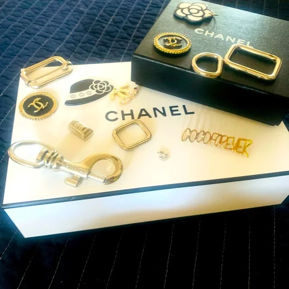 🌟ISO🌟CHANEL🌟HARDWARE - Picture 3 of 4